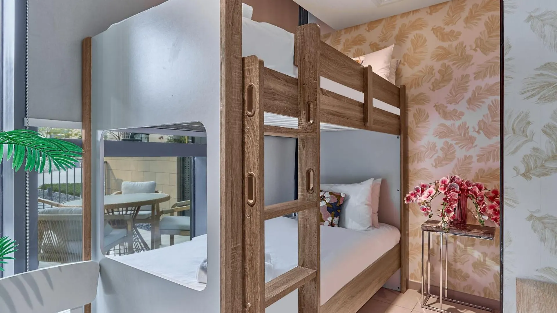 Bnbmehomes - Boulevard Heights Dubai 0*,  Verenigde Arabische Emiraten