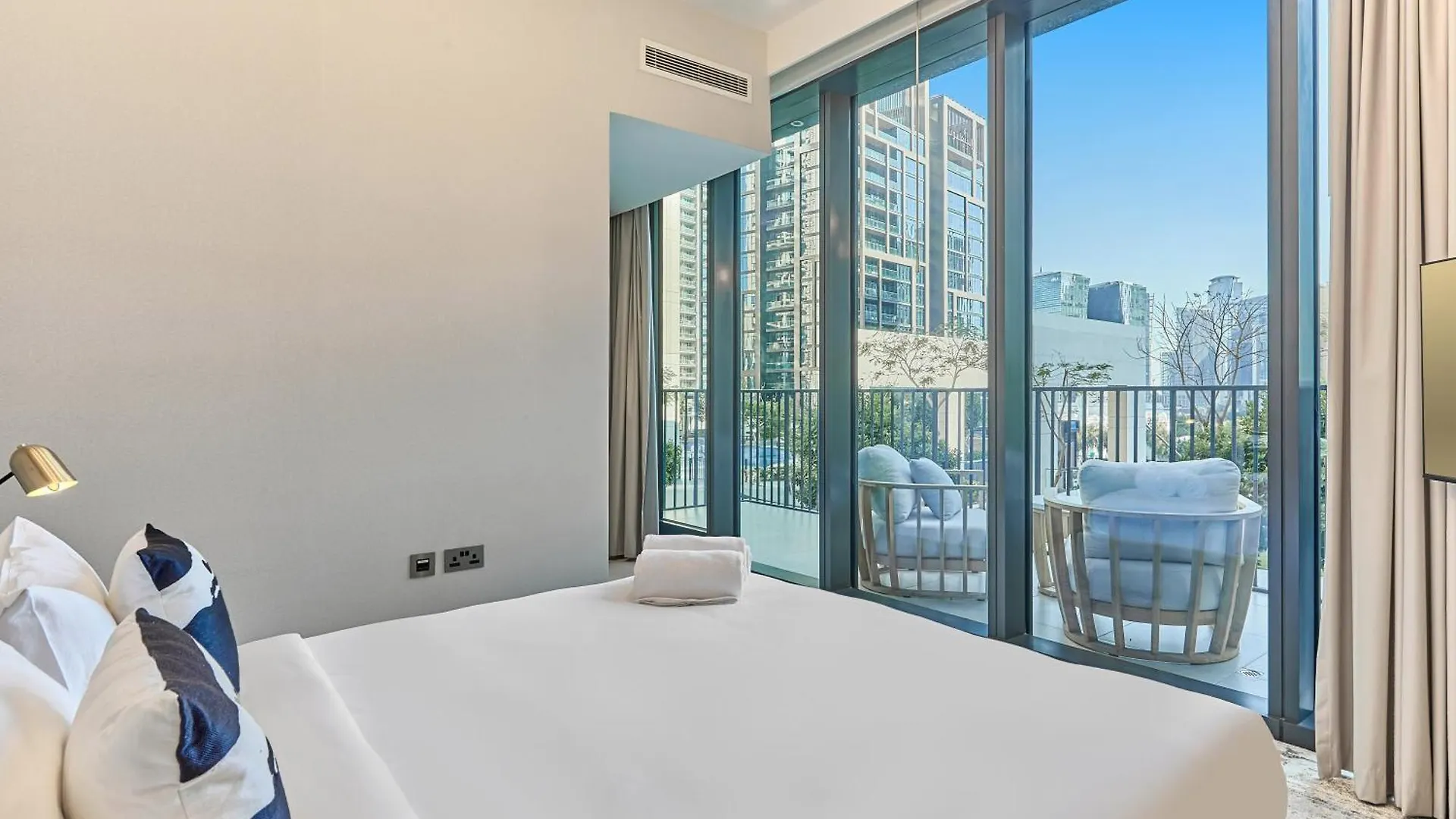 Bnbmehomes - Boulevard Heights Dubai 0*,